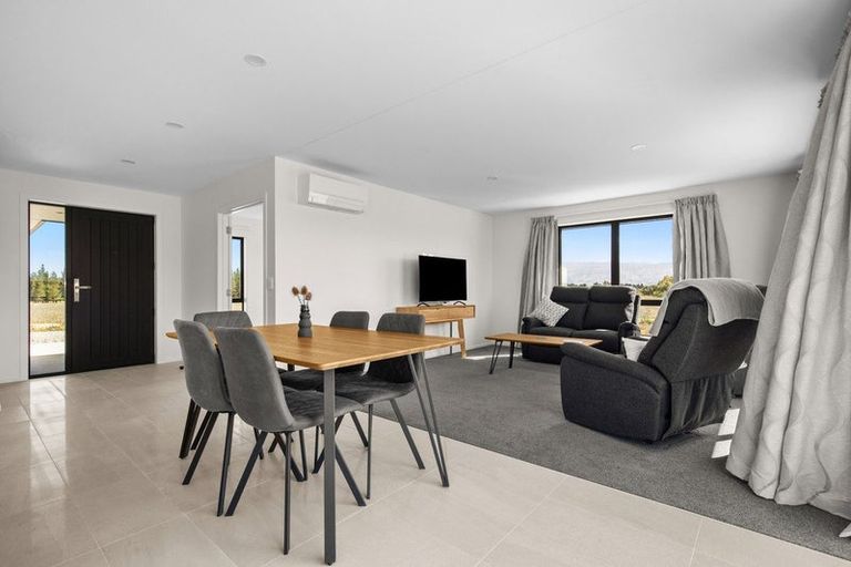 Photo of property in 21 Thyme Fields Road, Springvale, 9393