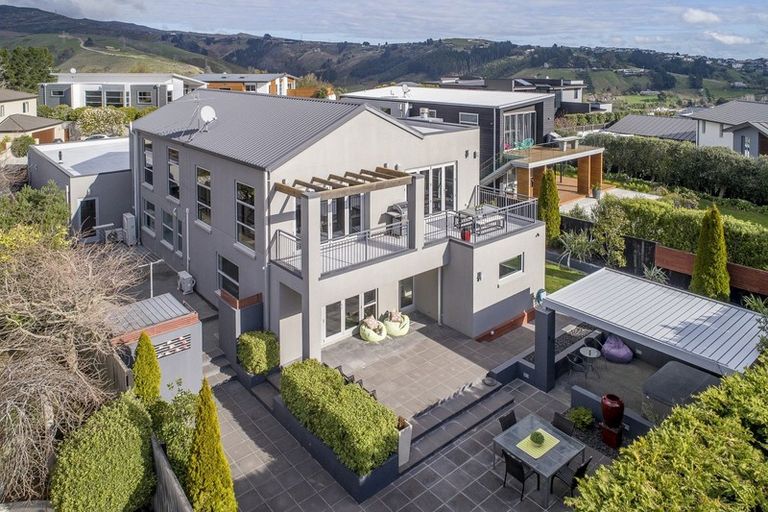 Photo of property in 11 Sasaram Lane, Cashmere, Christchurch, 8022