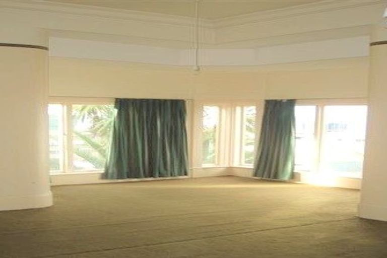 Photo of property in 21 Central Terrace, Kelburn, Wellington, 6012