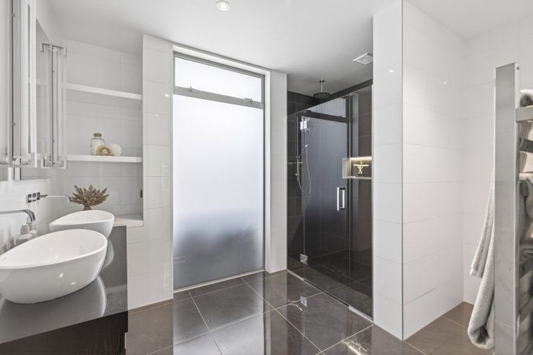 Photo of property in 2 Aglaia Place, Cracroft, Christchurch, 8022