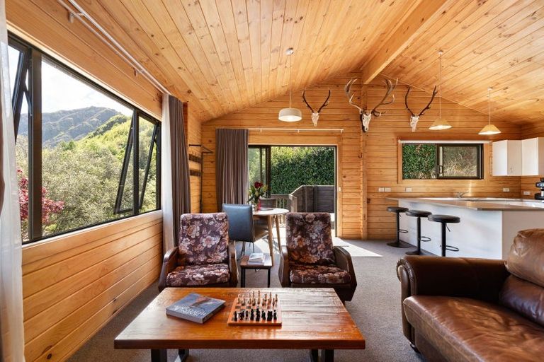 Photo of property in 3d Mcdonnell Road, Arrowtown, 9302