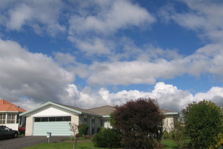 Photo of property in 19 Stanley Drive, Lynmore, Rotorua, 3010