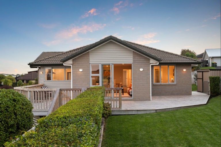Photo of property in 10 Abby Close, Pukekohe, 2120