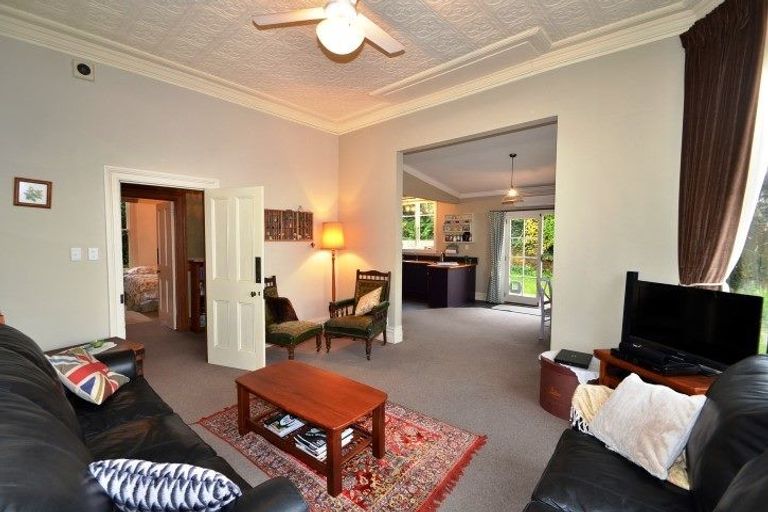 Photo of property in 55 Argyle Street, Mornington, Dunedin, 9011
