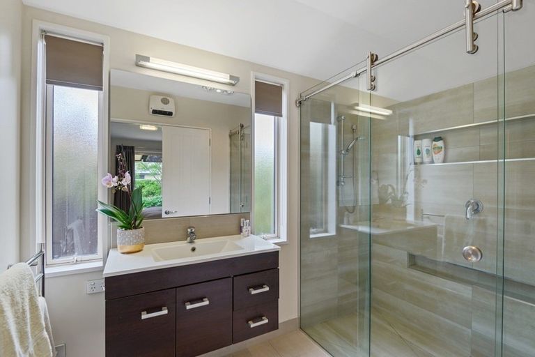 Photo of property in 40 Worsleys Road, Cracroft, Christchurch, 8025