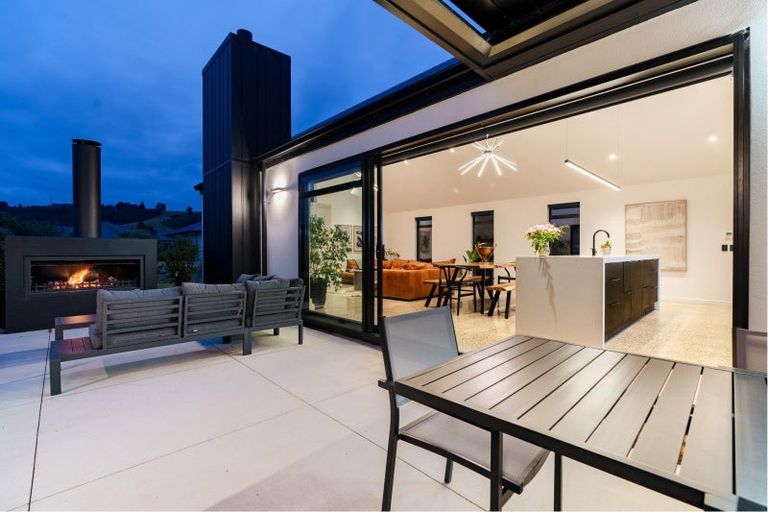 Photo of property in 11 Three Kings Court, Outram, 9019