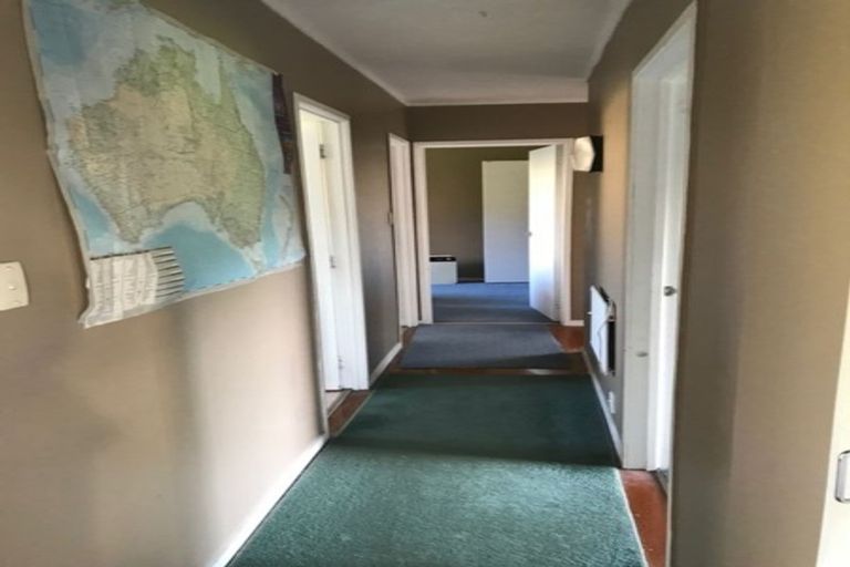 Photo of property in 27 Taurus Crescent, Beach Haven, Auckland, 0626