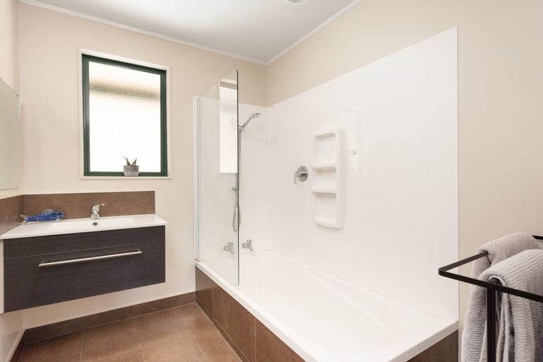 Photo of property in 15b Princess Street, Te Puke, 3119