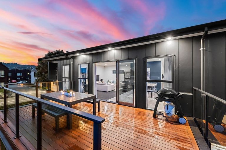 Photo of property in 16 Cuba Street, Petone, Lower Hutt, 5012