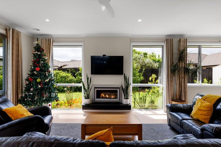 Photo of property in 64 Roy Hilton Drive, Flagstaff, Hamilton, 3210