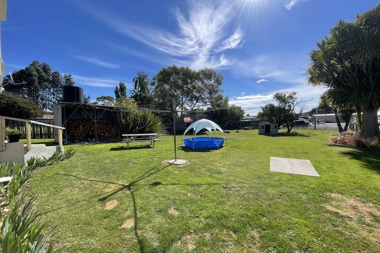 Photo of property in 4 George Street, Clinton, 9534