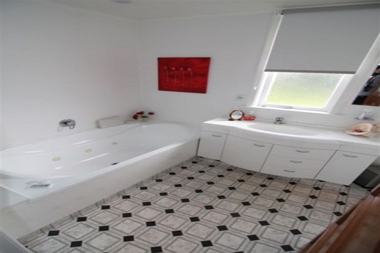 Photo of property in 94 Arawa Crescent, Tokoroa, 3420