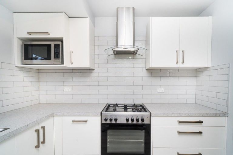 Photo of property in 66 Kaimanawa Street, Kelvin Grove, Palmerston North, 4414