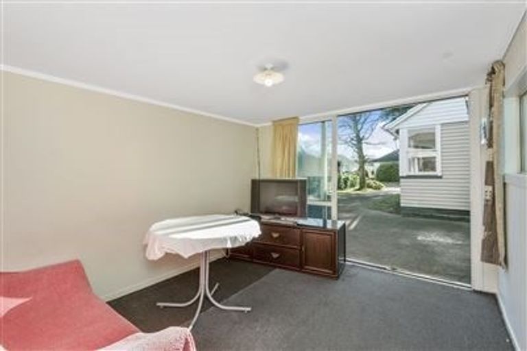 Photo of property in 2 Homer Place, Upper Riccarton, Christchurch, 8041
