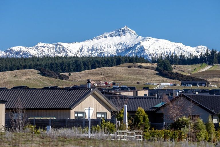 Photo of property in 2 Radiata Drive, Albert Town, 9305