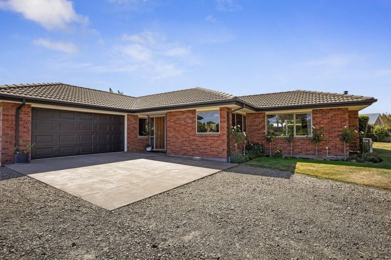 Photo of property in 5 Willowside Place, Amberley, 7410