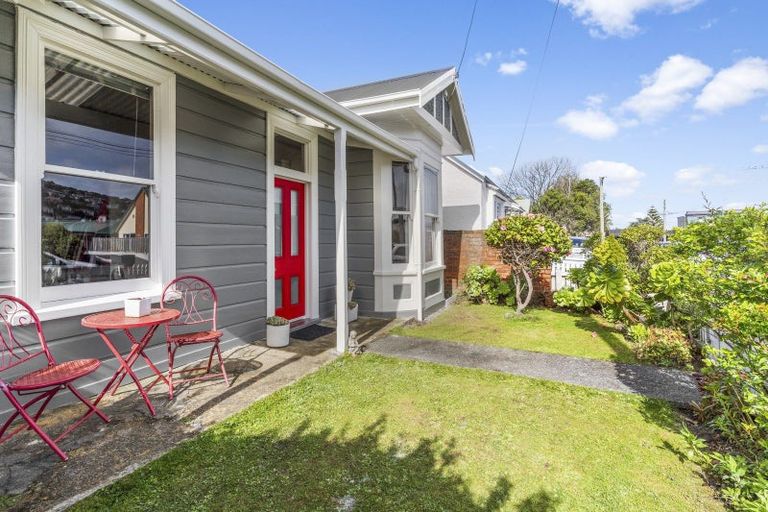 Photo of property in 44 Eastbourne Street, Caversham, Dunedin, 9012