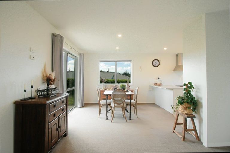 Photo of property in 23 Fairfax Crescent, Pyes Pa, Tauranga, 3112