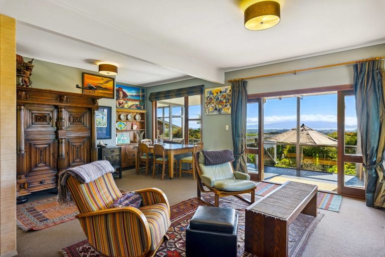 Photo of property in 10 Tui Crescent, Waikanae, 5036