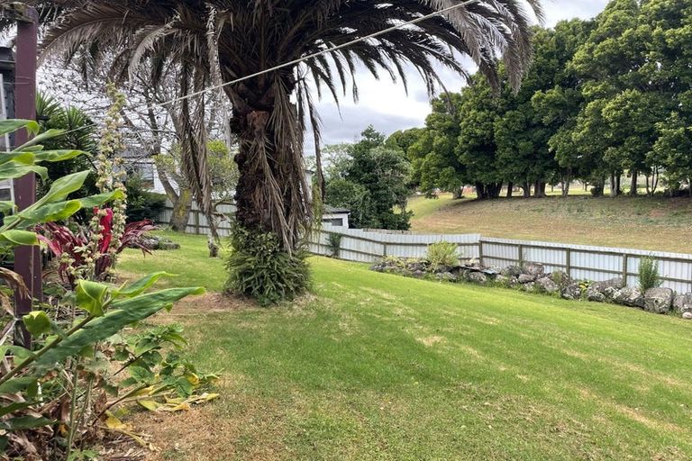 Photo of property in 5 Julian Place, Otara, Auckland, 2023