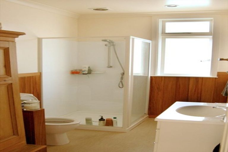 Photo of property in 195 Derwent Street, Island Bay, Wellington, 6023