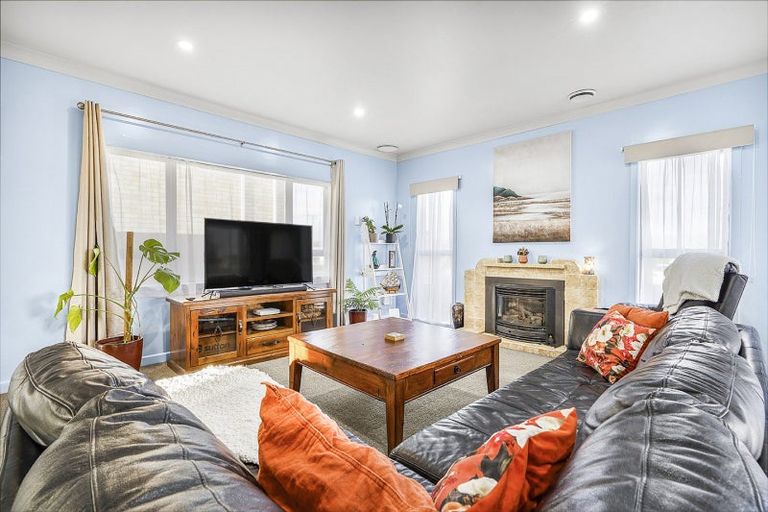 Photo of property in 10 Turnbull Crescent, Morrinsville, 3300