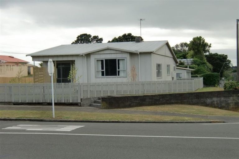 Photo of property in 67 Bayly Road, Blagdon, New Plymouth, 4310