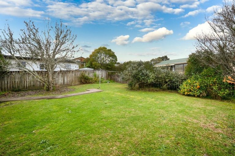 Photo of property in 64 View Road, Henderson, Auckland, 0612
