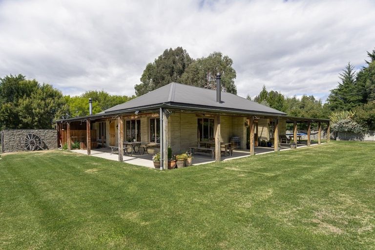 Photo of property in 585 Dunstan Road, Alexandra, 9391