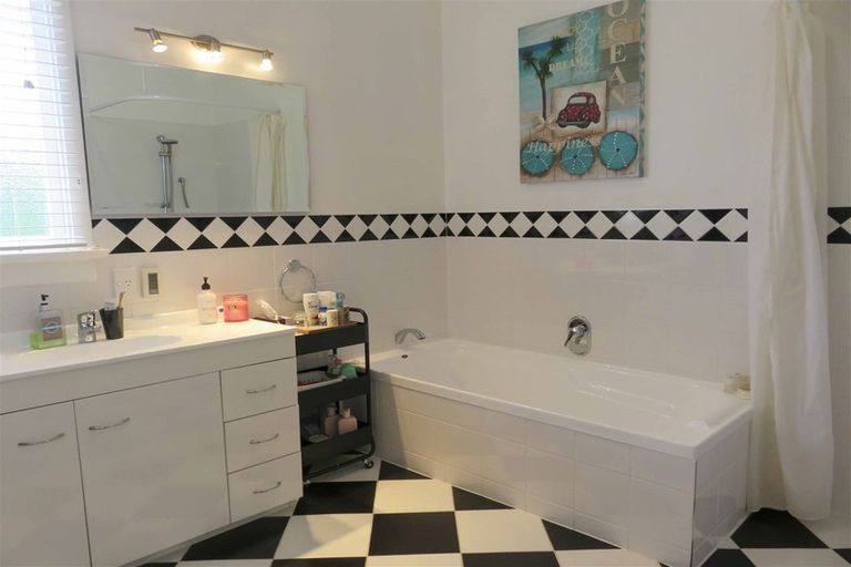 Photo of property in 105 Macmaster Street, Richmond, Invercargill, 9810