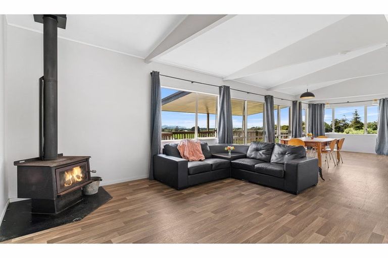 Photo of property in 957 Kaiwaka-mangawhai Road, Hakaru, Wellsford, 0975