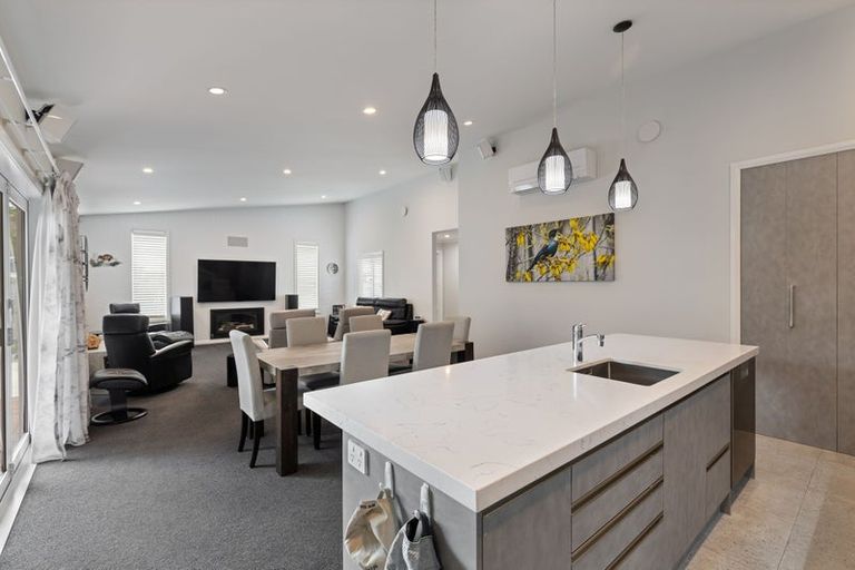 Photo of property in 20 Freedom Drive, Kelvin Grove, Palmerston North, 4414