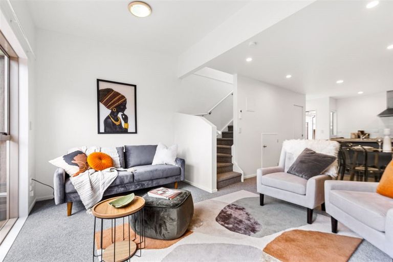 Photo of property in 8/206 Manuka Road, Bayview, Auckland, 0629