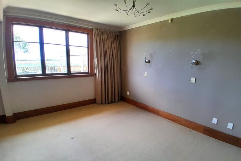 Photo of property in 326 Arapaepae Road South, Levin, 5571