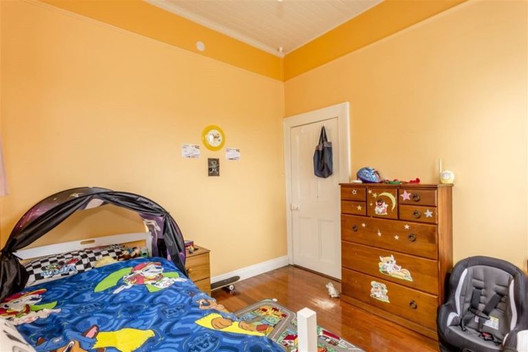 Photo of property in 123 Bay View Road, South Dunedin, Dunedin, 9012