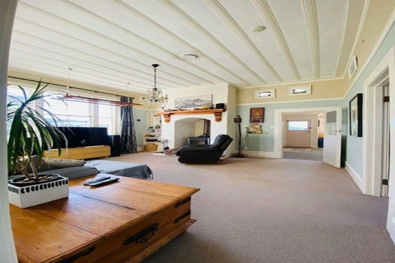 Photo of property in 22 Takiroa Street, Urenui, 4375