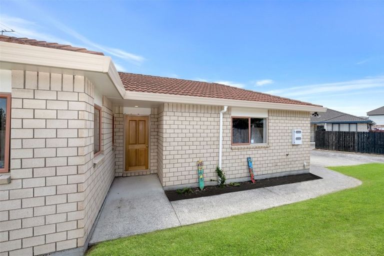 Photo of property in 29 Scotts Field Drive, Takanini, 2112