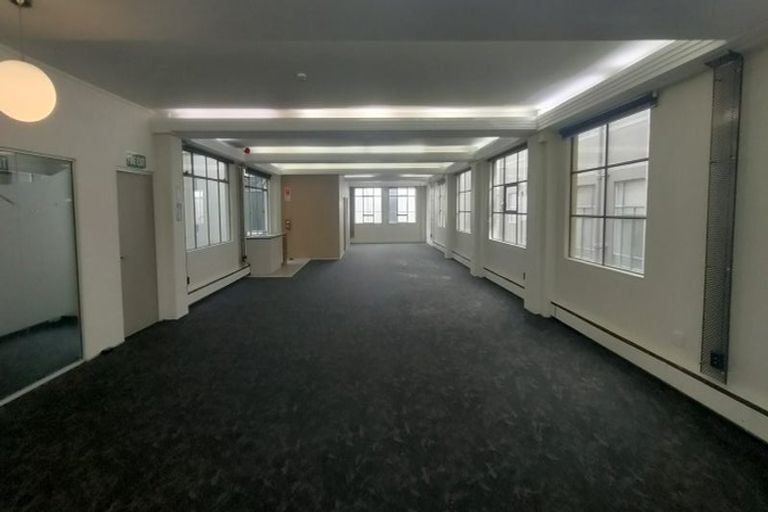 Photo of property in 124 Featherston Street, Palmerston North, 4410