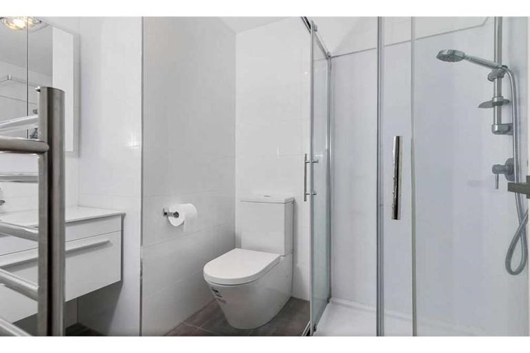 Photo of property in 50 Makamaka Lane, Albany Heights, Auckland, 0632