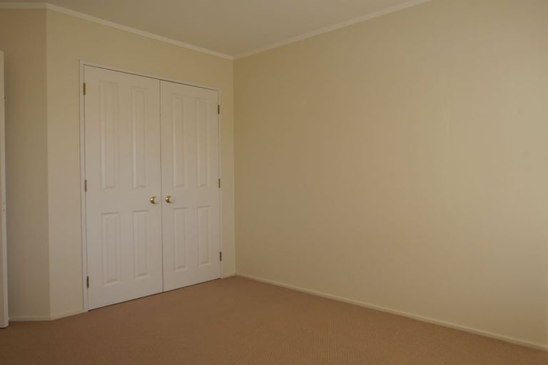 Photo of property in 69 Guildford Drive, Paraparaumu, 5032