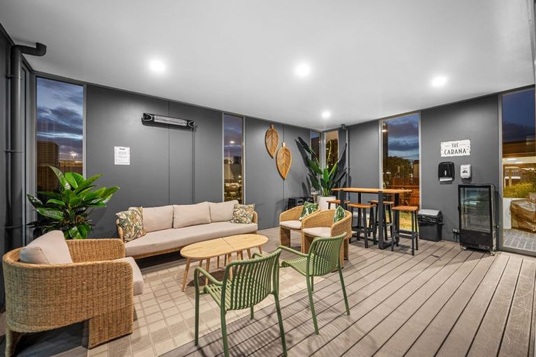 Photo of property in Sentinel Apartments, 505/3 Northcroft Street, Takapuna, Auckland, 0622