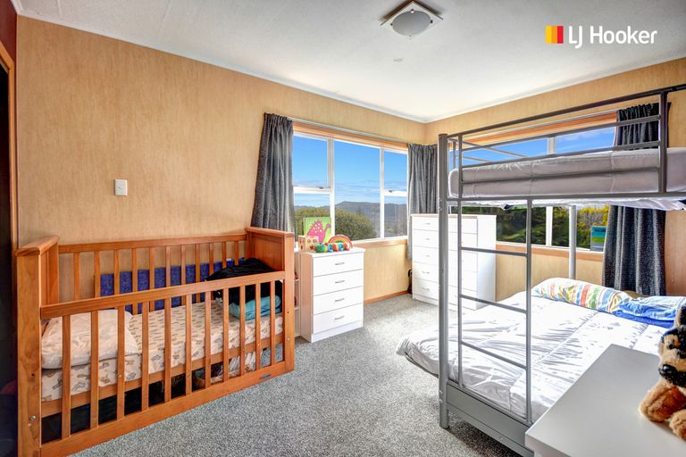 Photo of property in 72 Gilkison Street, Halfway Bush, Dunedin, 9010