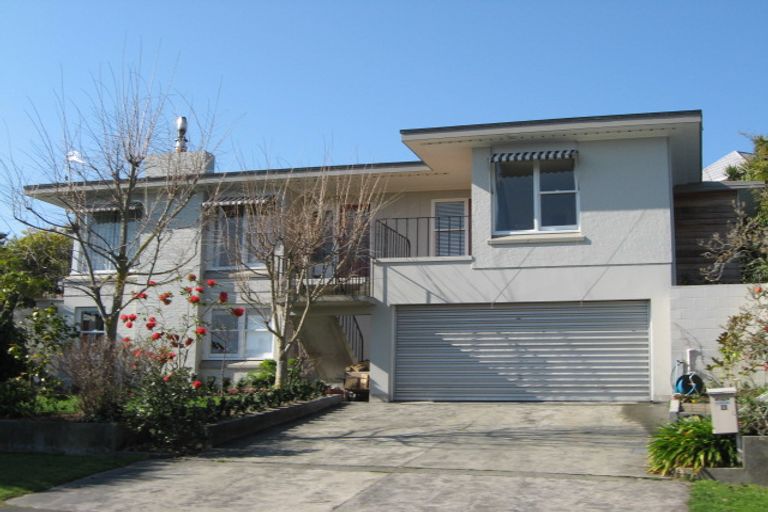 Photo of property in 11 Macmillan Avenue, Cashmere, Christchurch, 8022