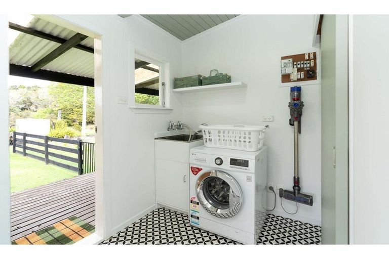 Photo of property in 28 Wharau Road, Kerikeri, 0293