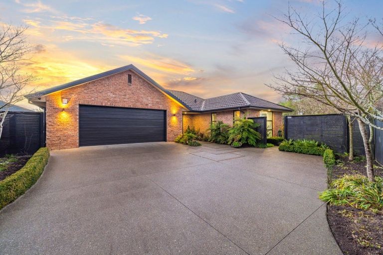 Photo of property in 7 Sentinel Place, Halswell, Christchurch, 8025