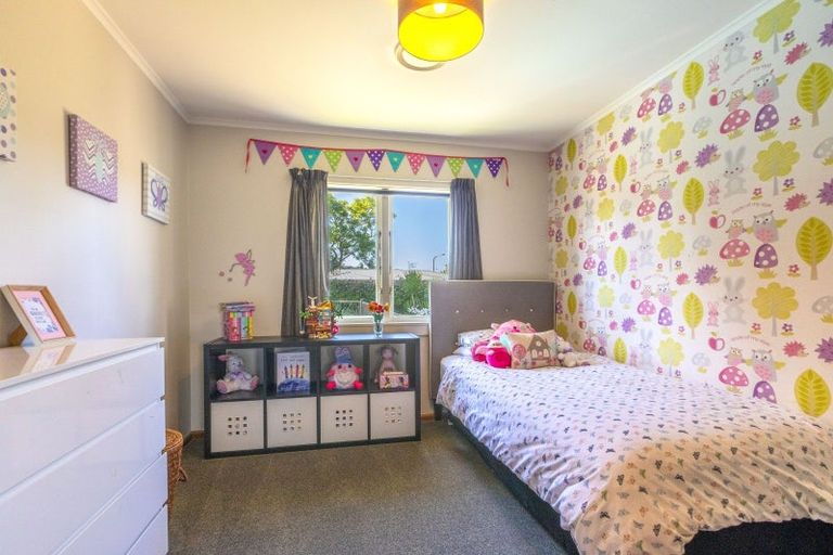 Photo of property in 2 Veronica Avenue, Marewa, Napier, 4110