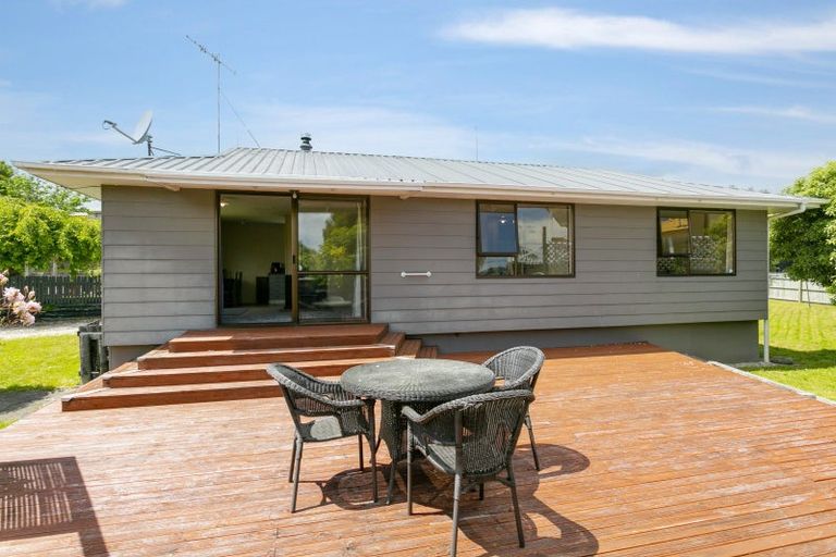 Photo of property in 6 Holland Grove, Richmond Heights, Taupo, 3330