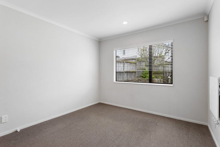 Photo of property in 28 Riviera Drive, Flat Bush, Auckland, 2019