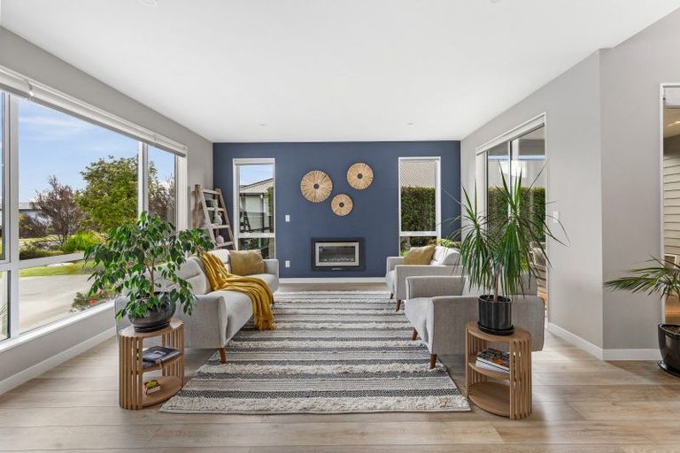 Photo of property in 13 Floyd Road, Riverhead, 0820