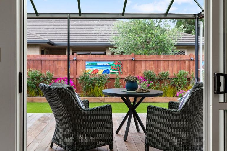 Photo of property in 69 Bathurst Crescent, Pyes Pa, Tauranga, 3112